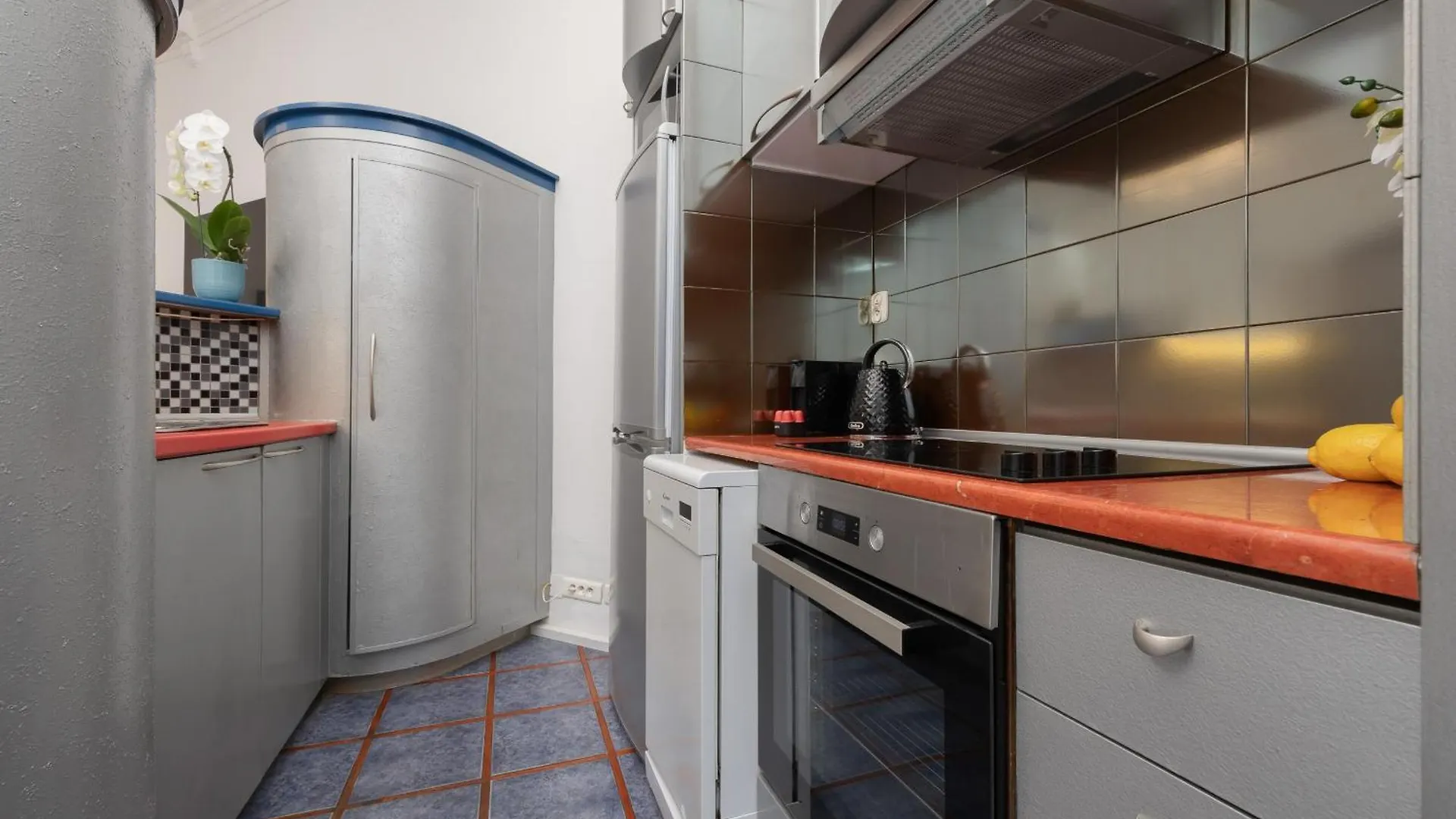 Spacious Apartment In The Warsaw City Center By Rent Like Home Poland