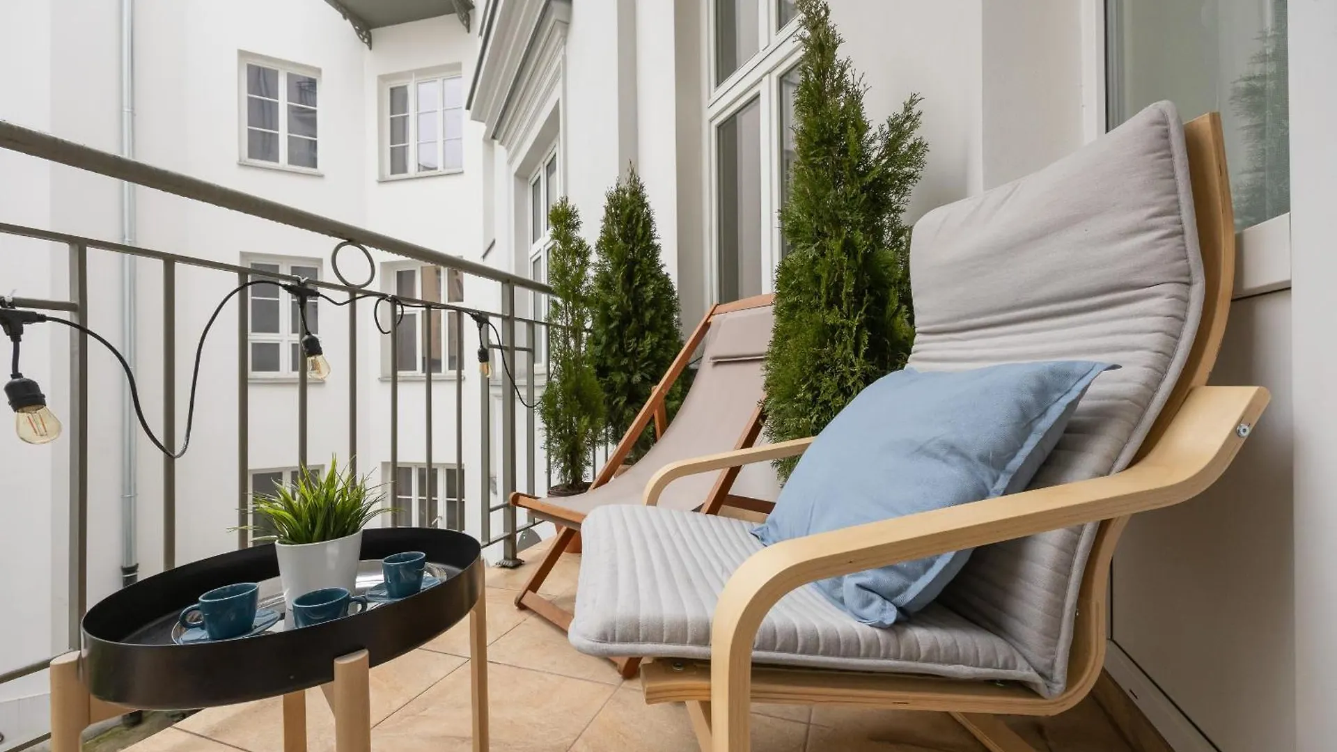 Spacious Apartment In The Warsaw City Center By Rent Like Home